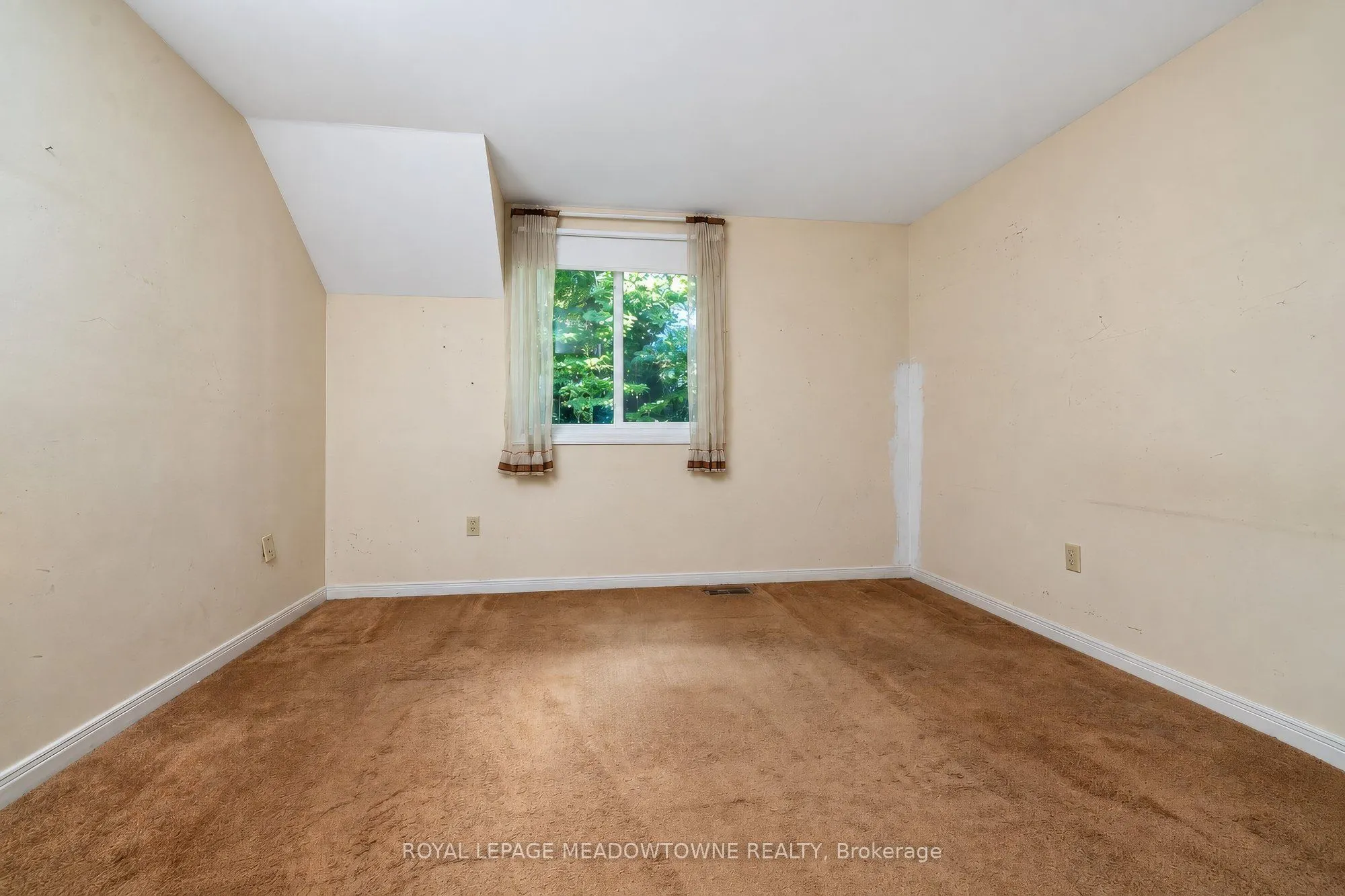 12 Mullen Place