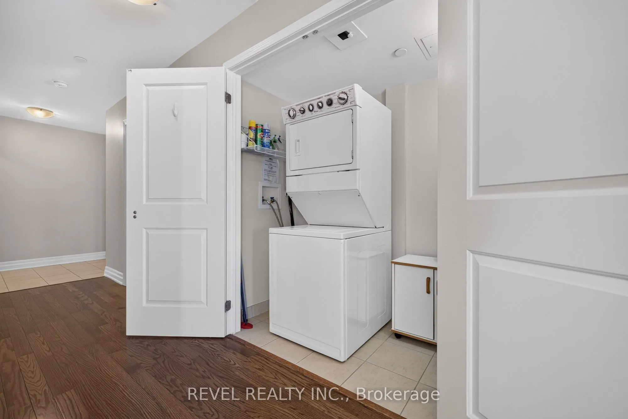 1045 Nadalin Heights #209