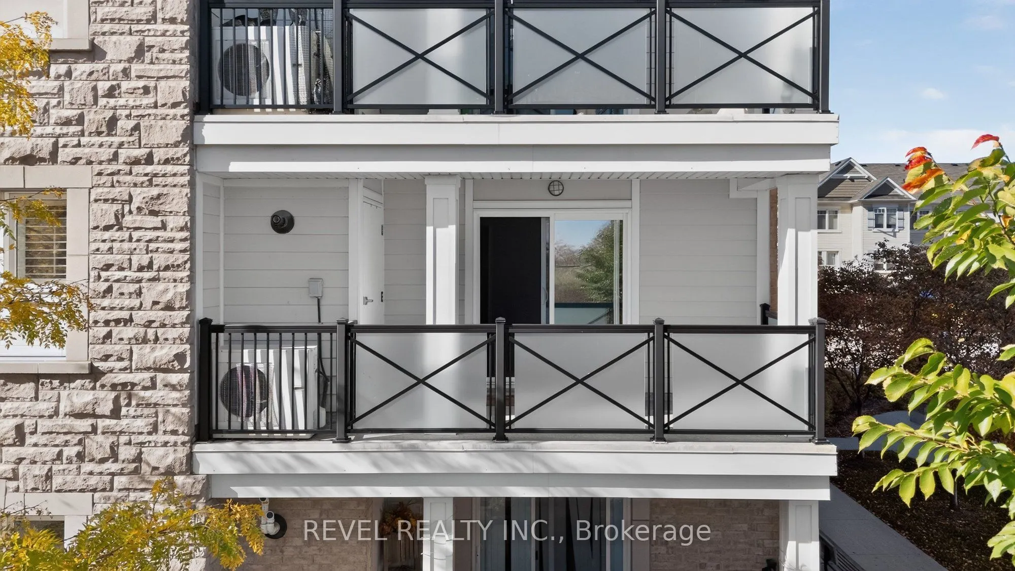 1045 Nadalin Heights #209