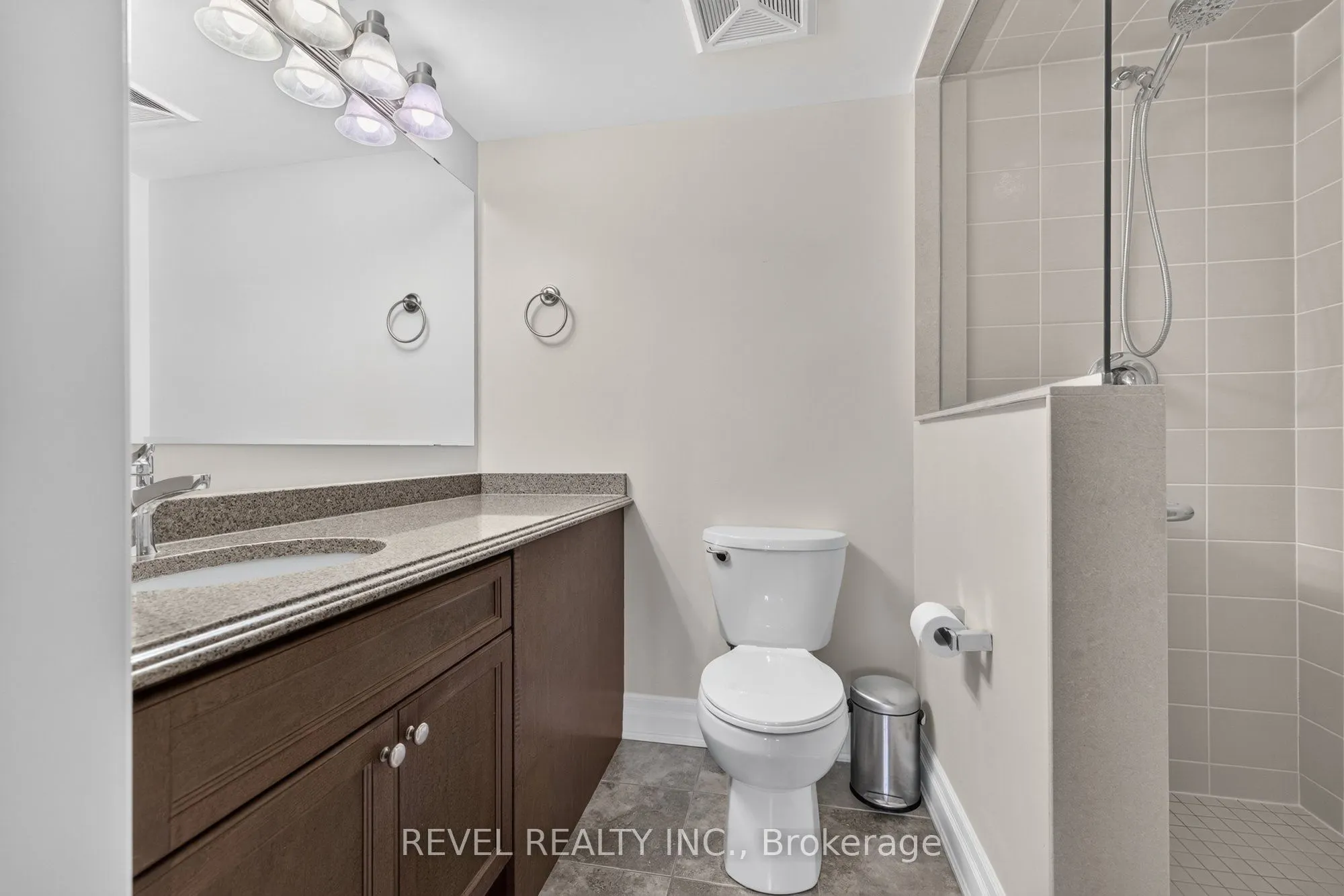 1045 Nadalin Heights #209