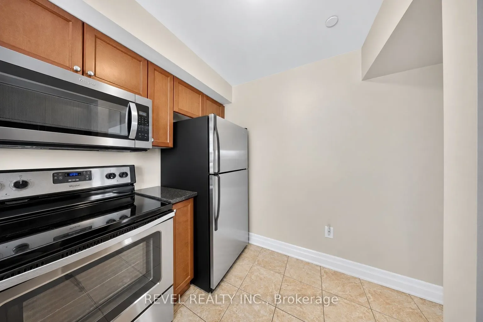 1045 Nadalin Heights #209