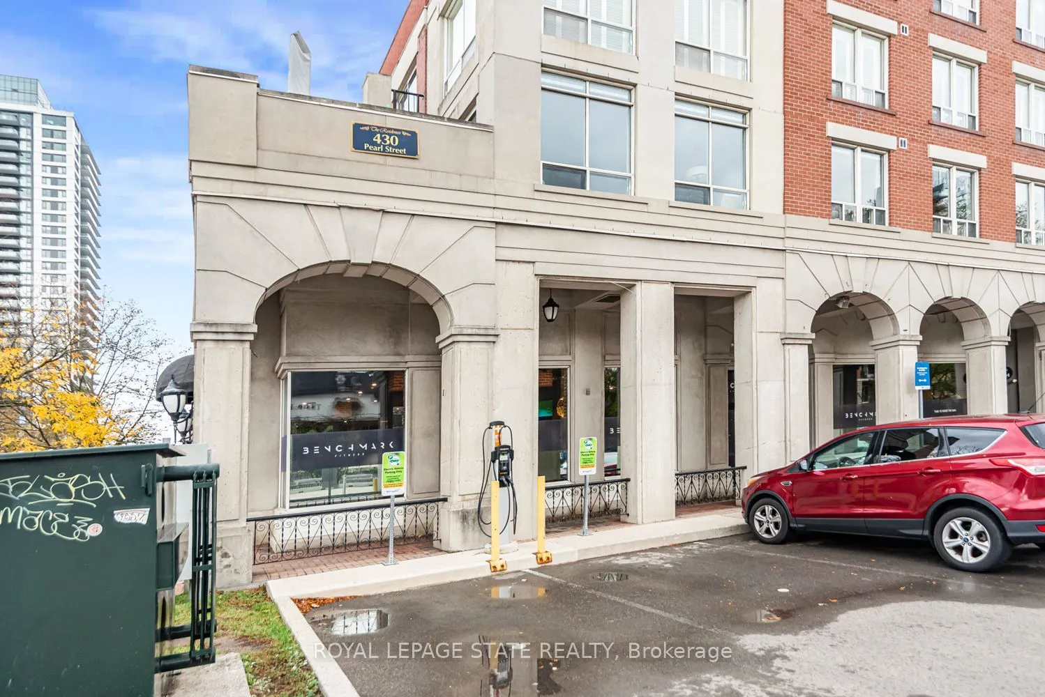 430 Pearl Street #403