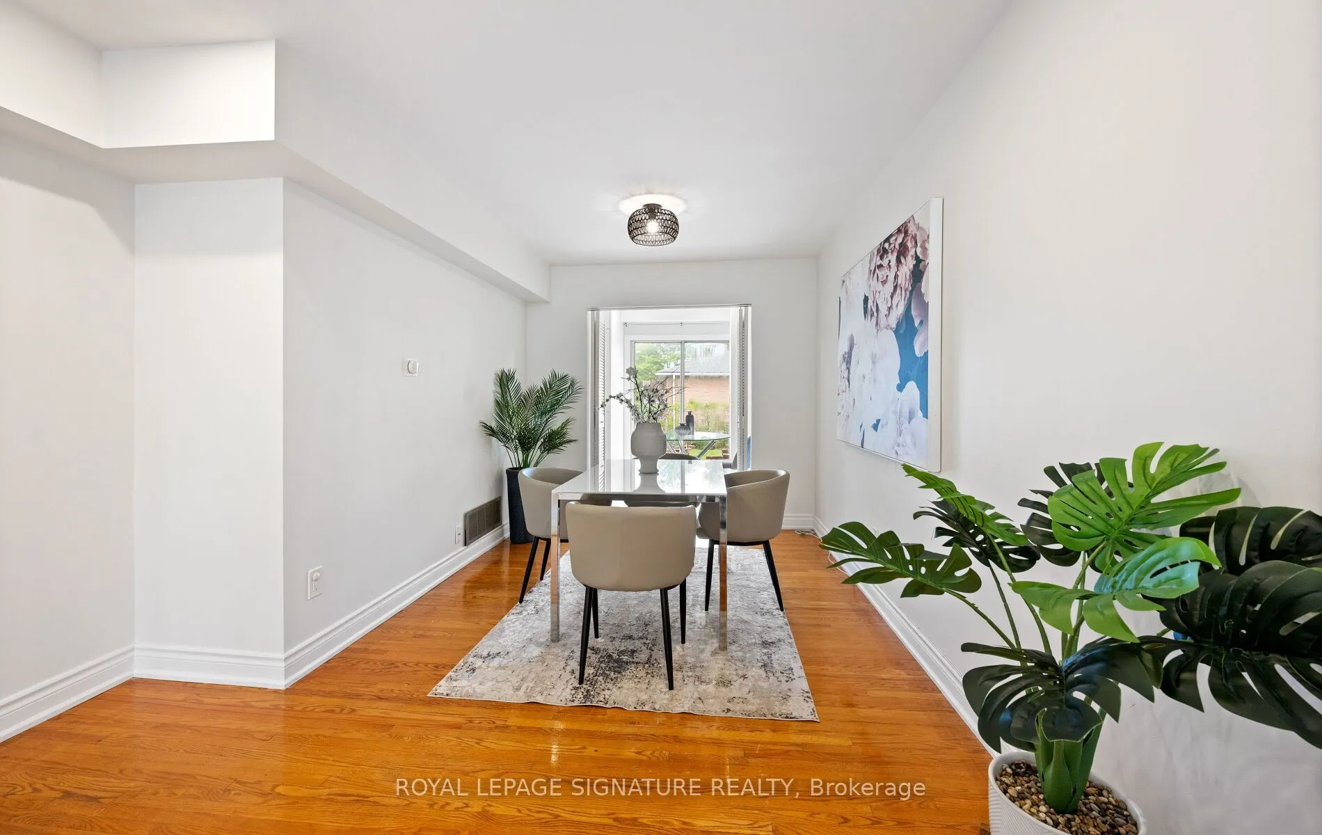 783 Dodsworth Crescent