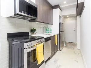 181 Lakeshore Road E