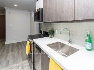 181 Lakeshore Road E