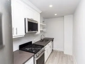 181 Lakeshore Road E