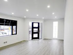 181 Lakeshore Road E