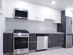 181 Lakeshore Road E