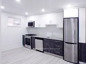 181 Lakeshore Road E
