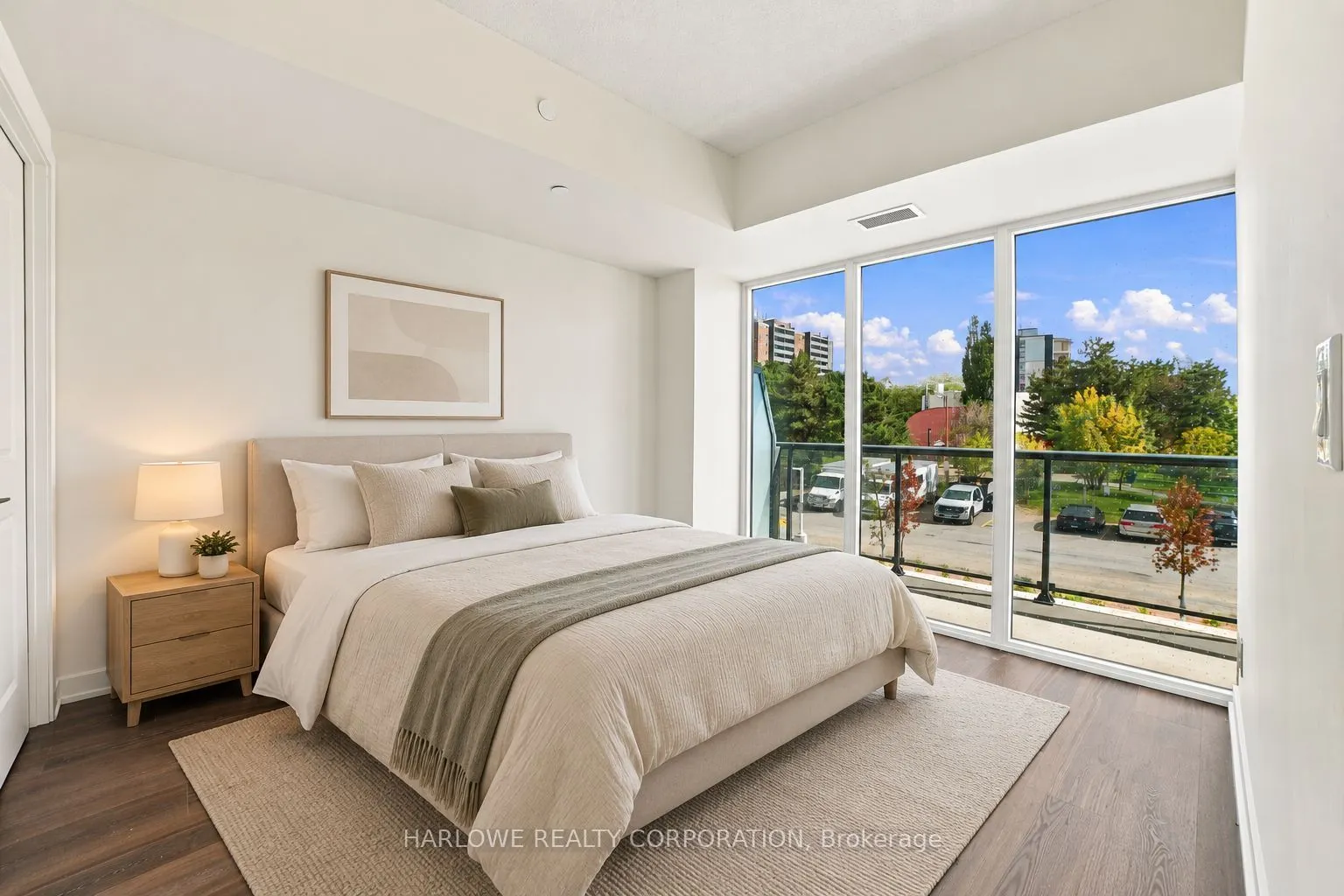 2825 Jane Street #204