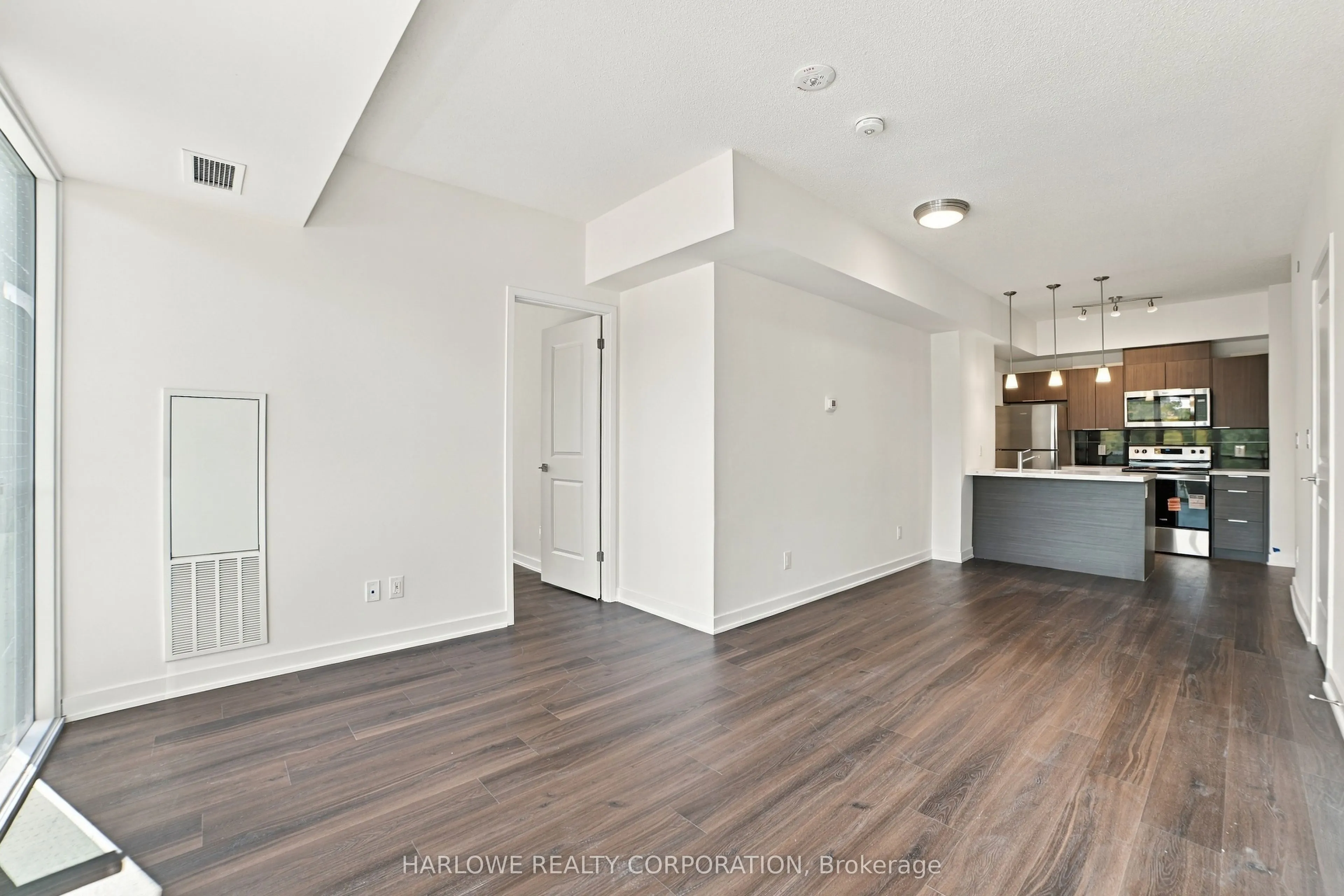 2825 Jane Street #204