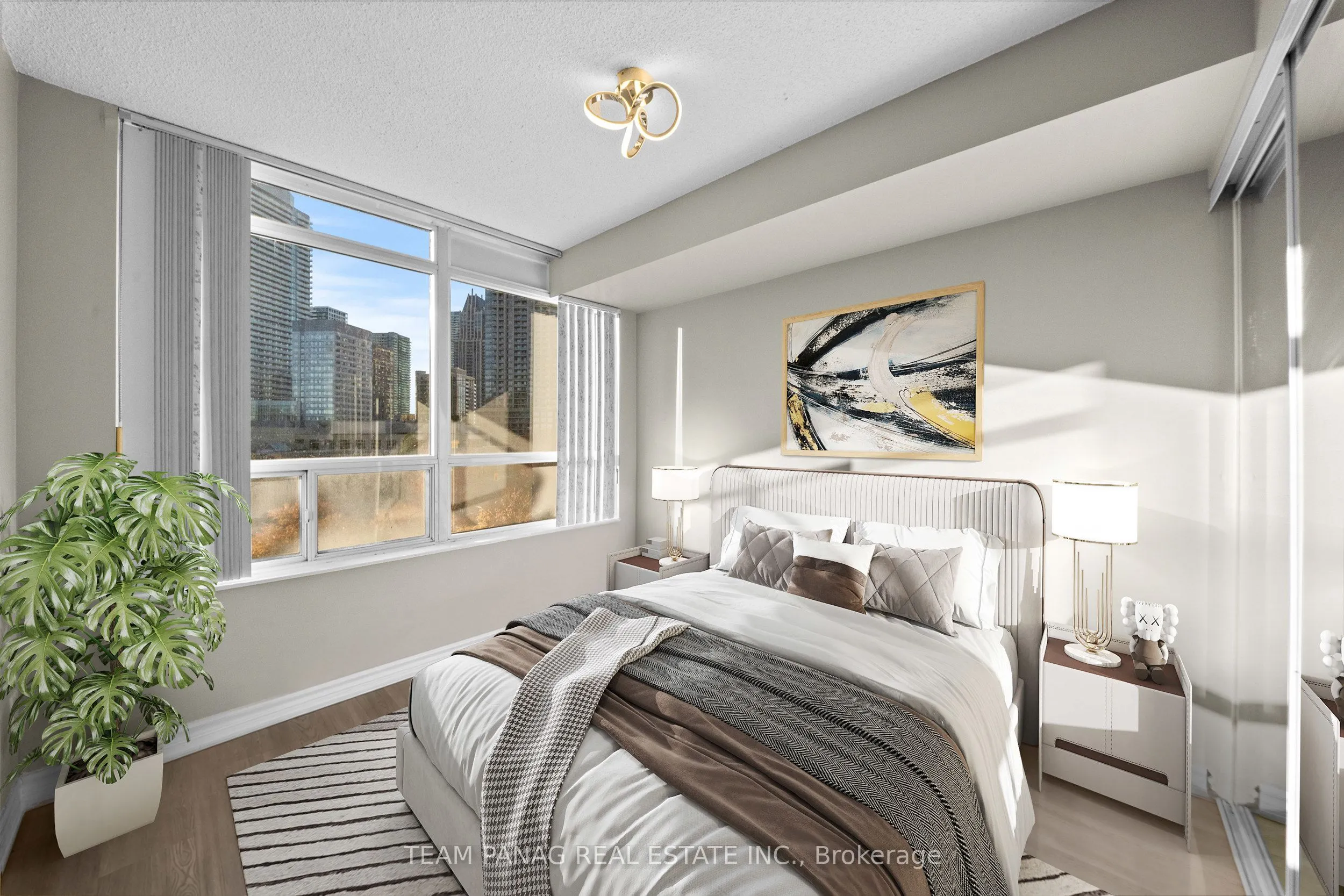 310 Burnhamthorpe Road W #401