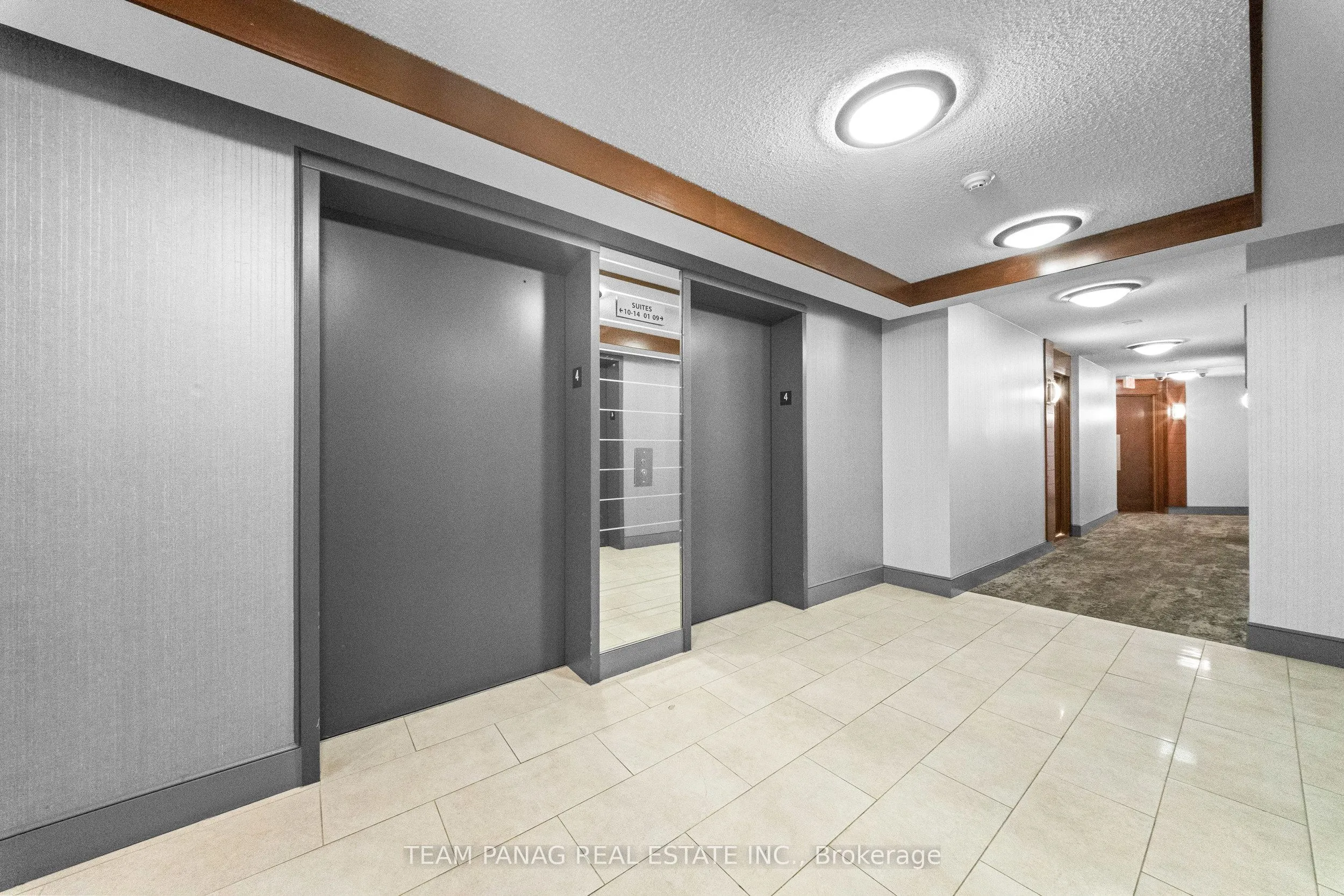 310 Burnhamthorpe Road W #401