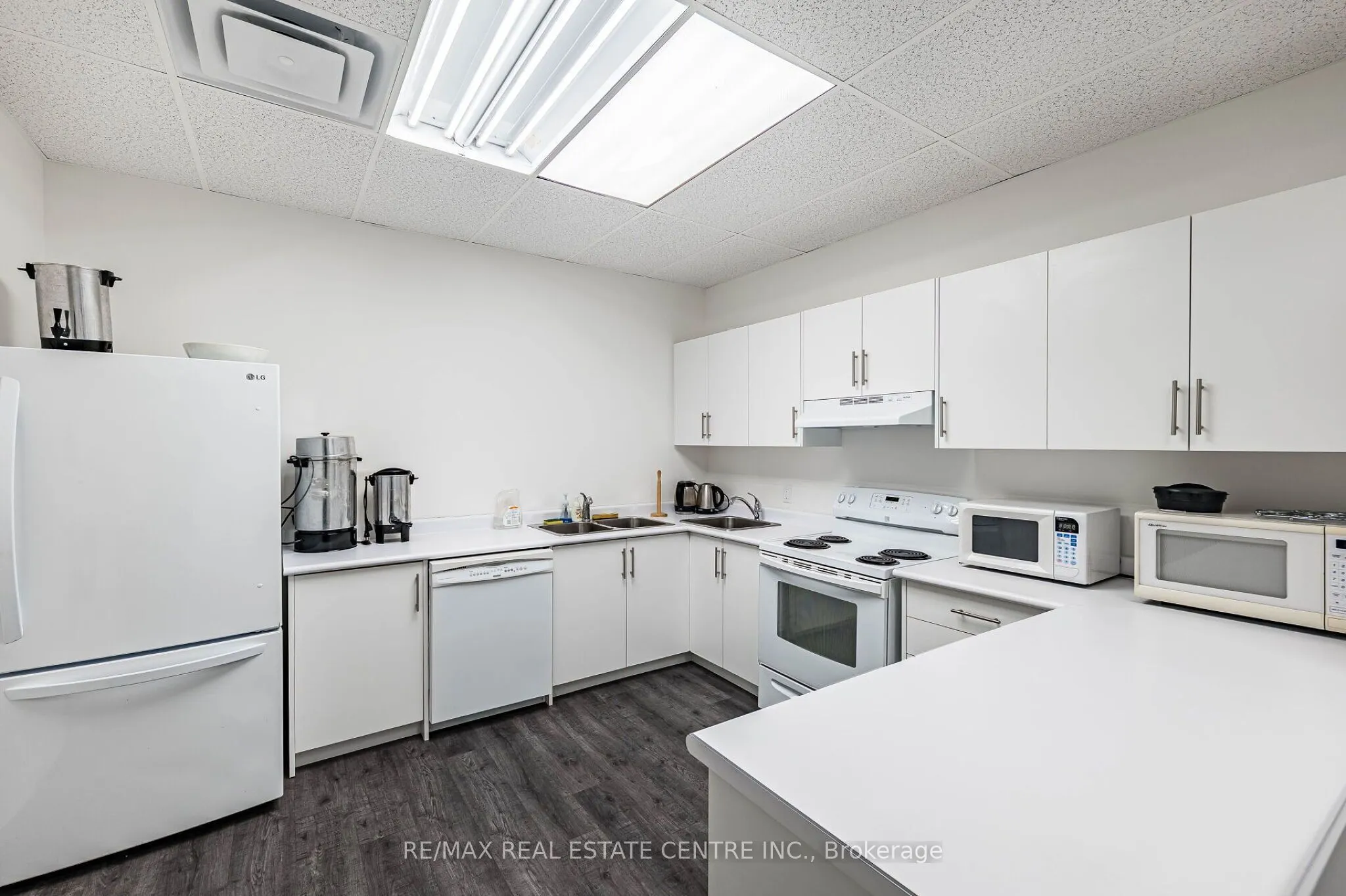 8351 McLaughlin Road S #101