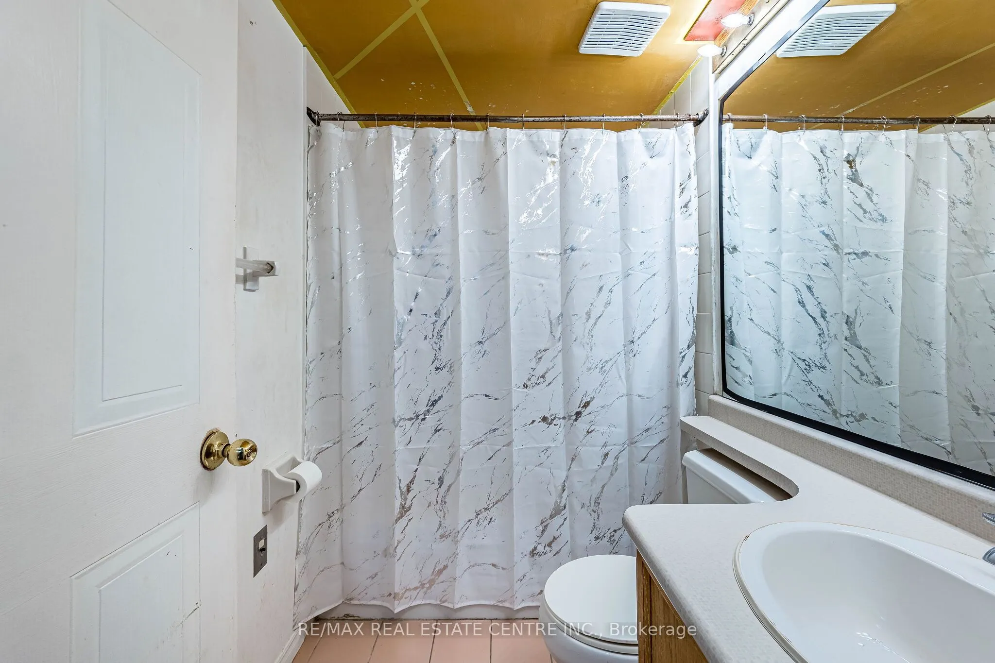 8351 McLaughlin Road S #101