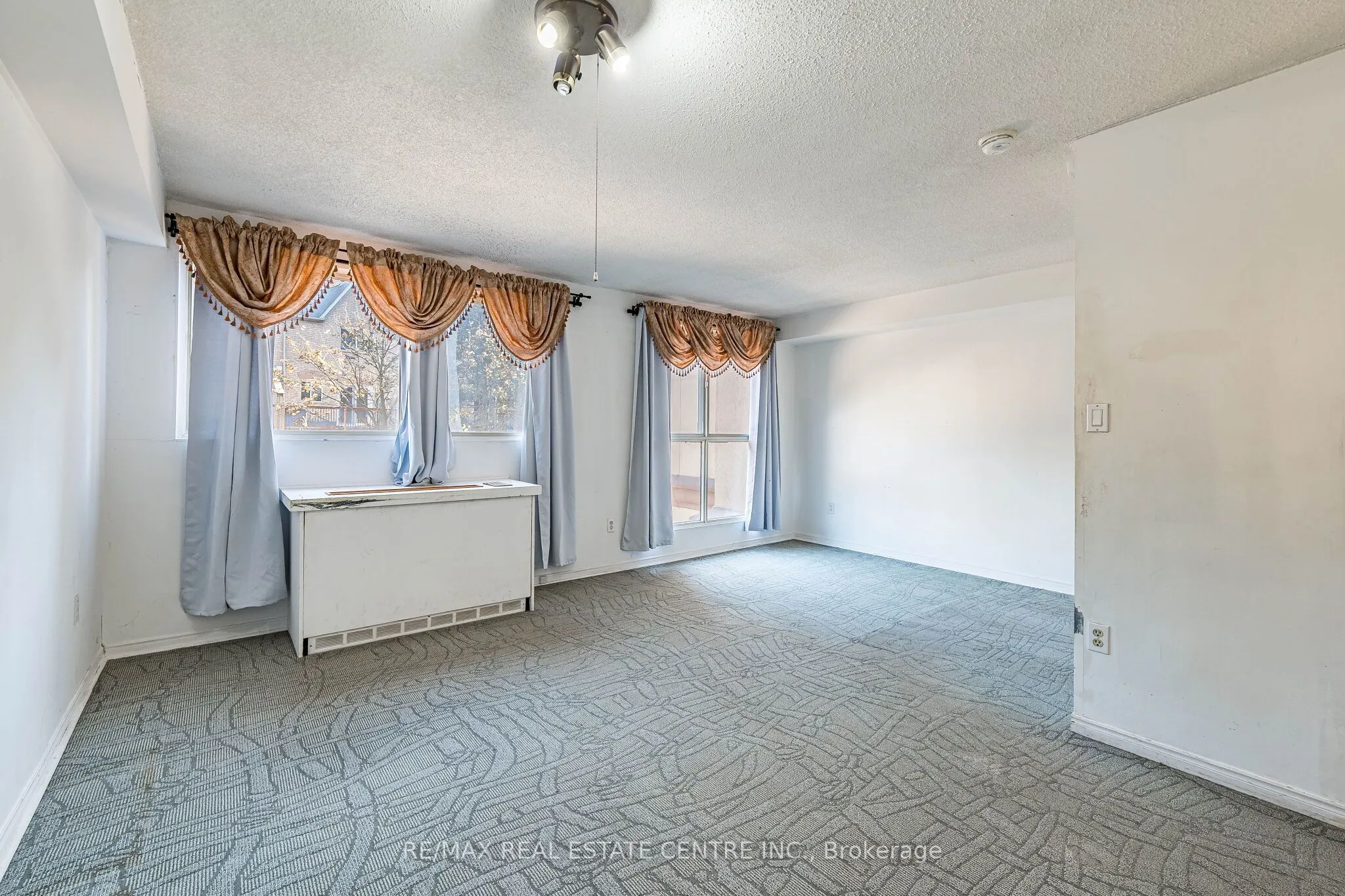 8351 McLaughlin Road S #101