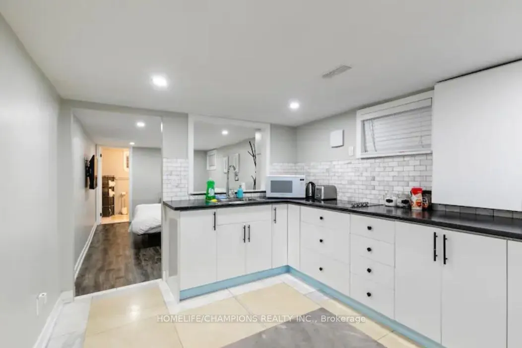 112 Springhurst Avenue #BSMT
