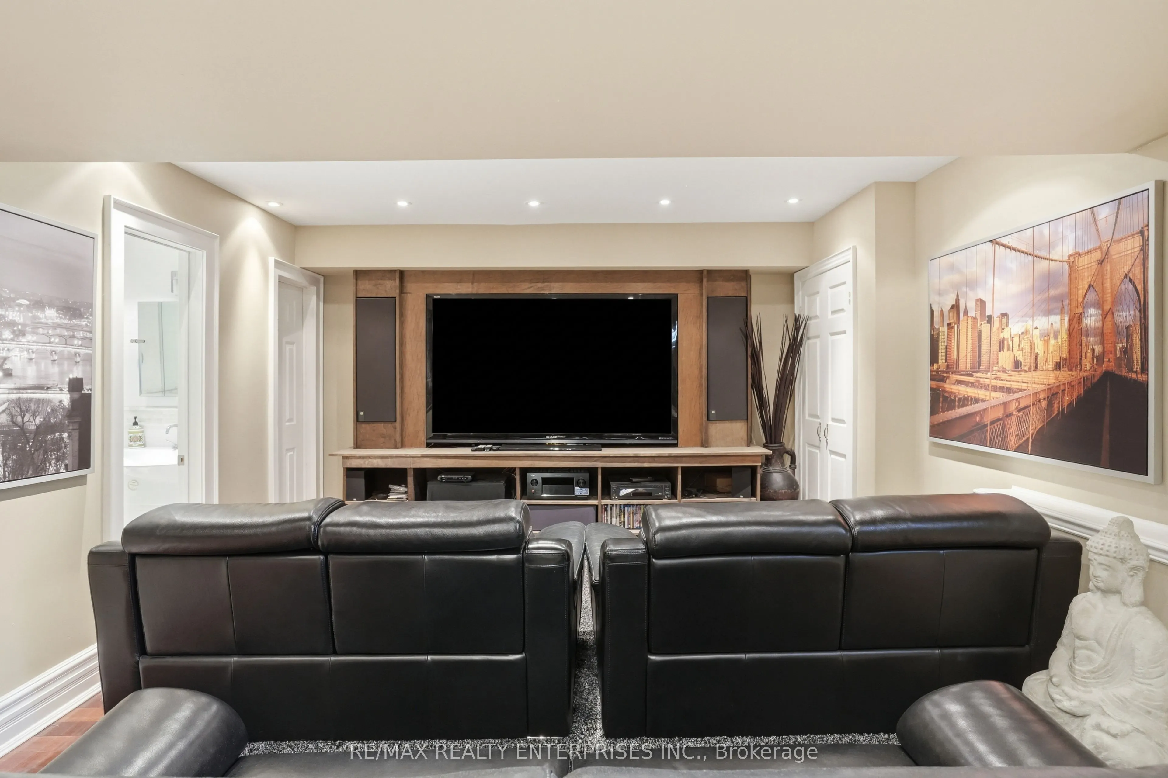 1320 Woodland Avenue