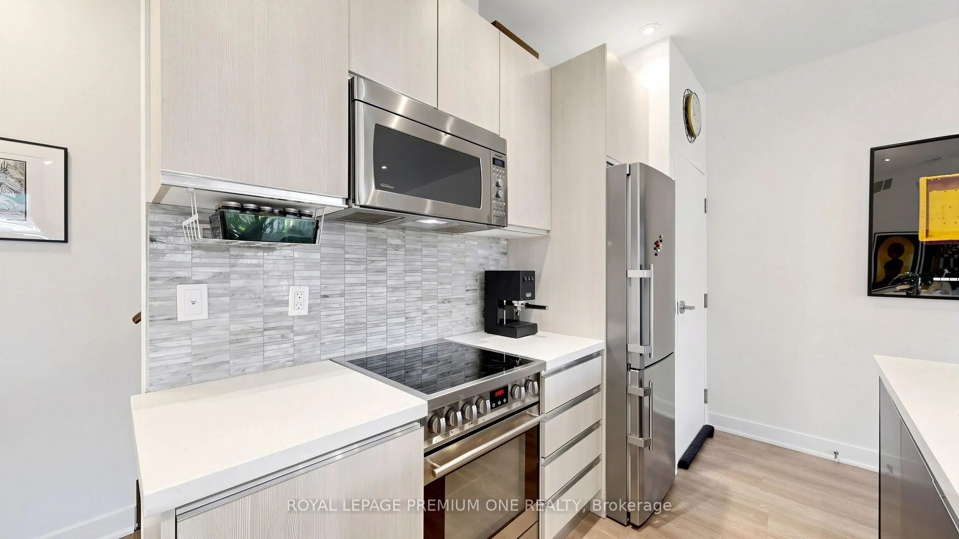 441 Jane Street #203