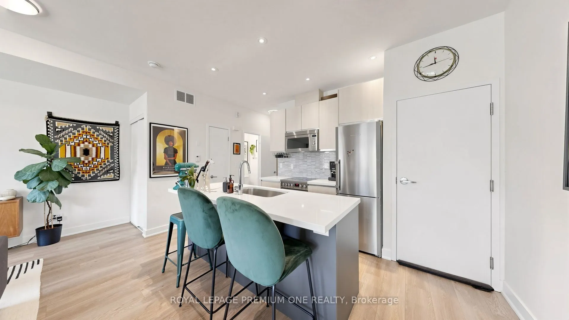 441 Jane Street #203