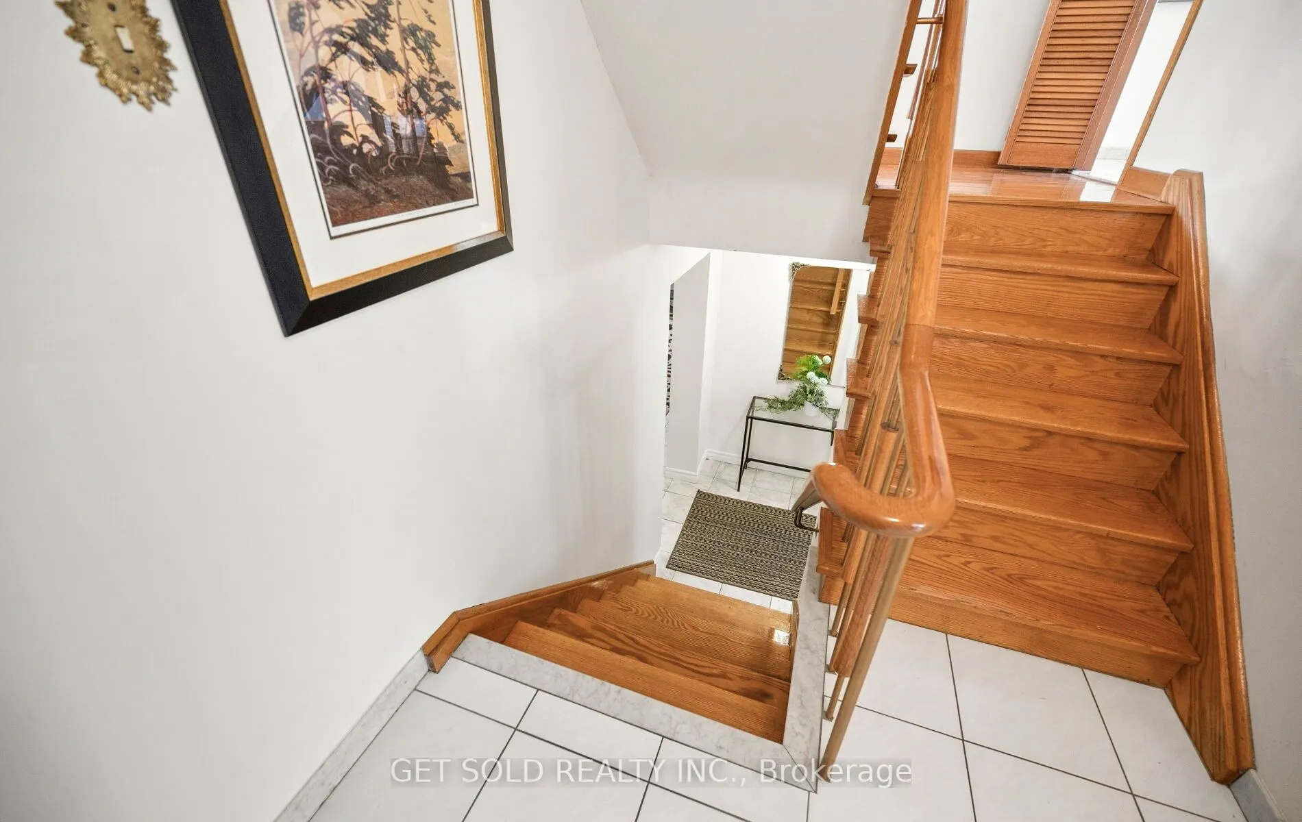 6 Marcel Road