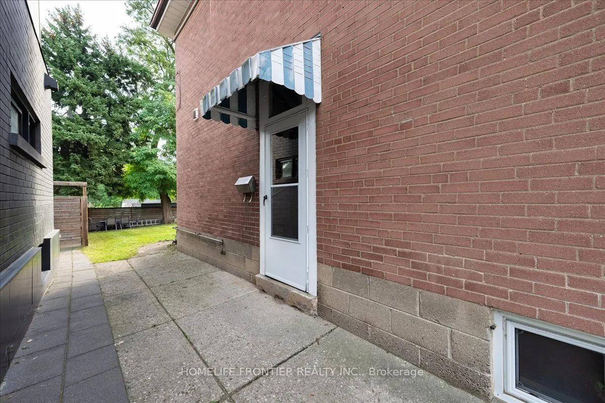 345 Windermere Avenue