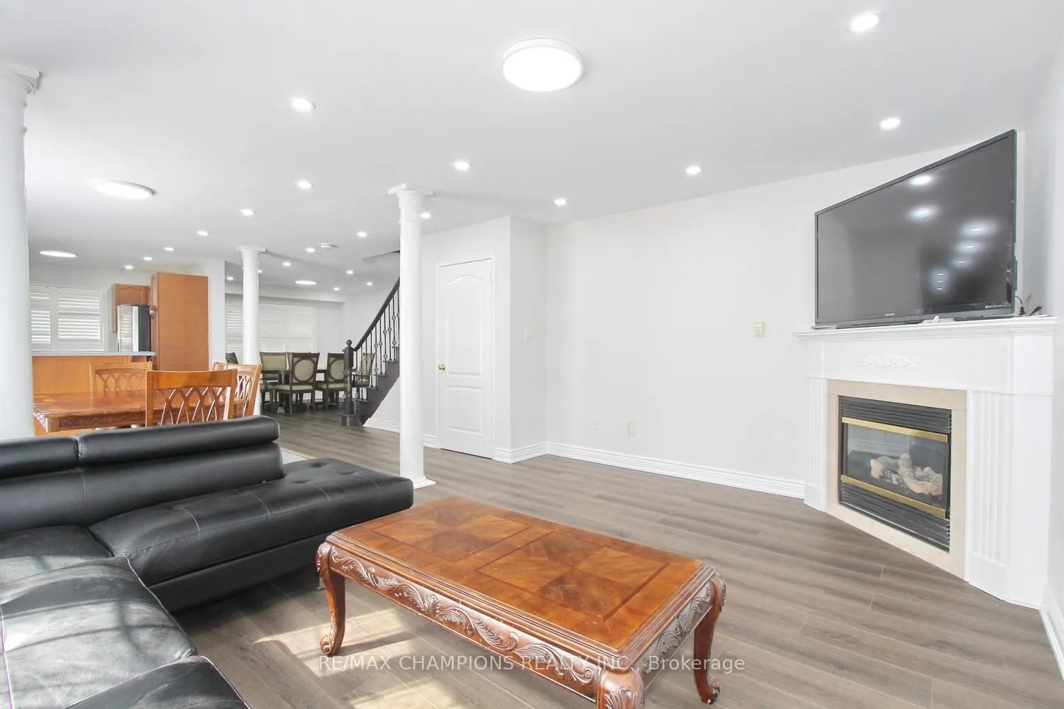 28 Egypt Drive