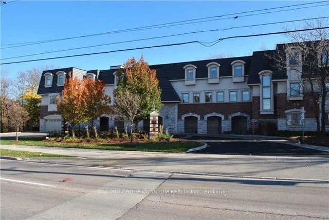 390 Upper Middle Road E #305