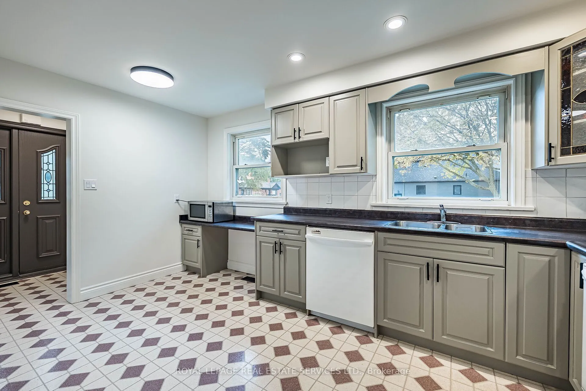 454 Rimilton Avenue