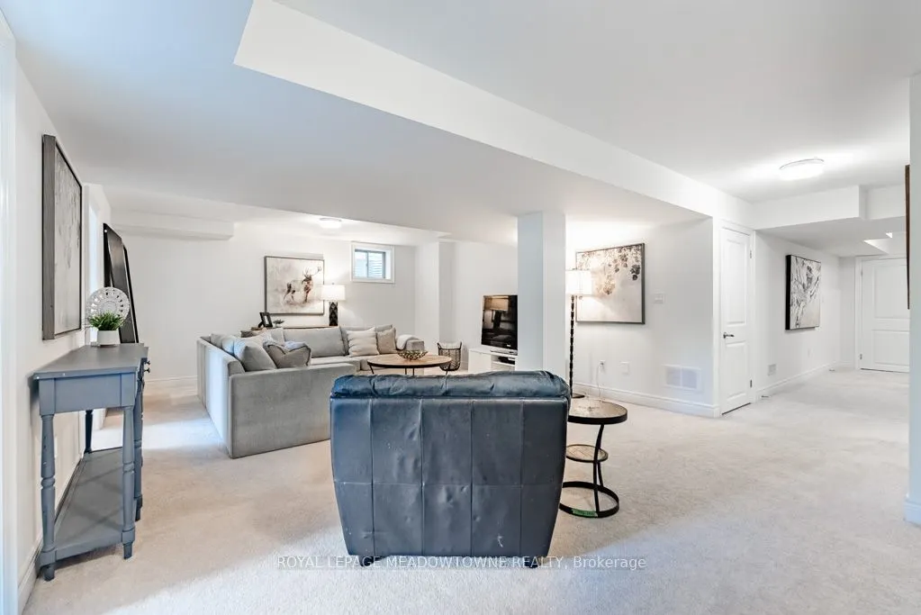 461 Parent Place
