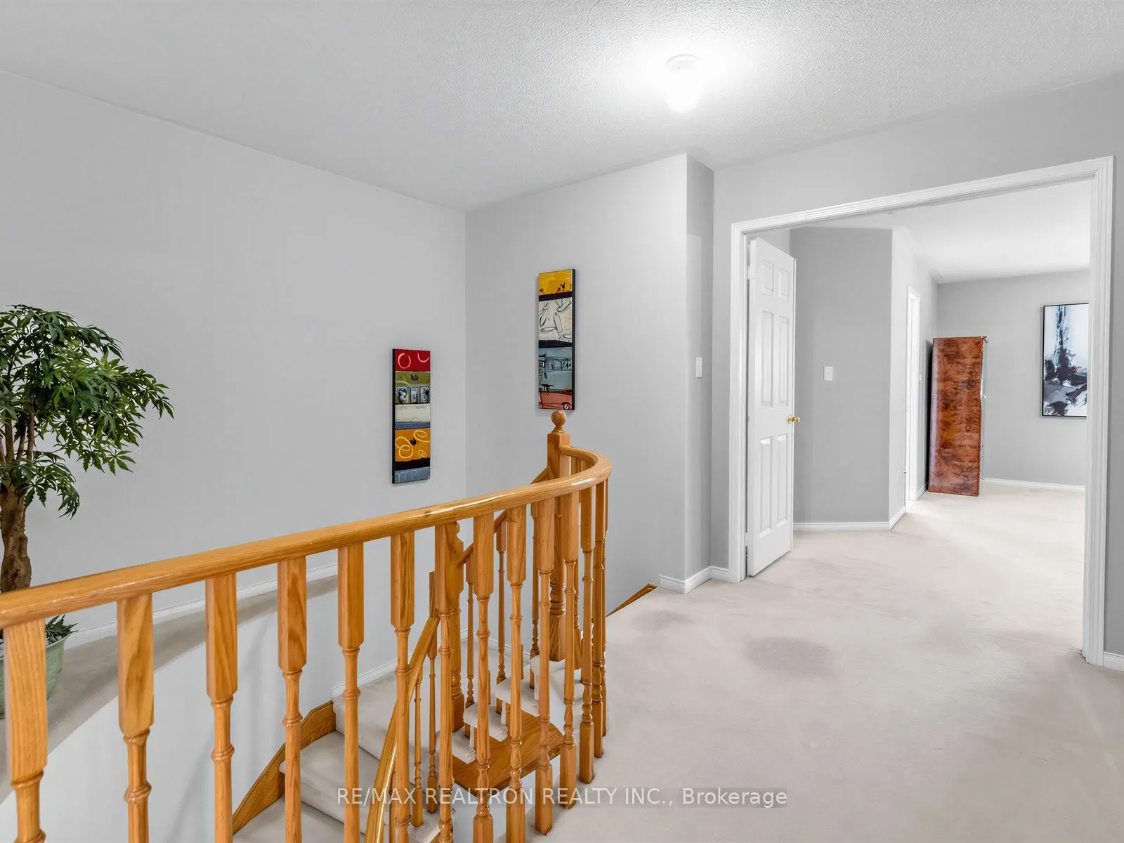4841 Apple Blossom Circle