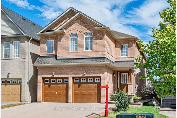 4841 Apple Blossom Circle