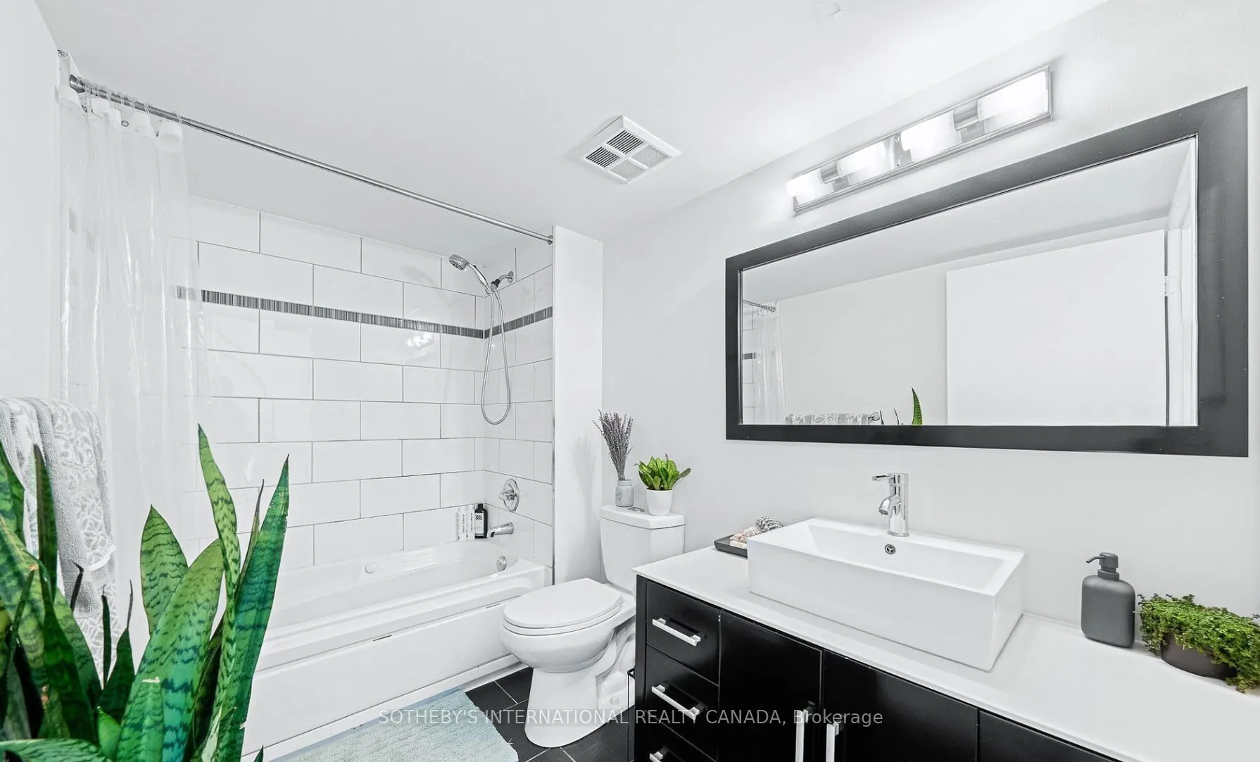 300 Manitoba Street #212