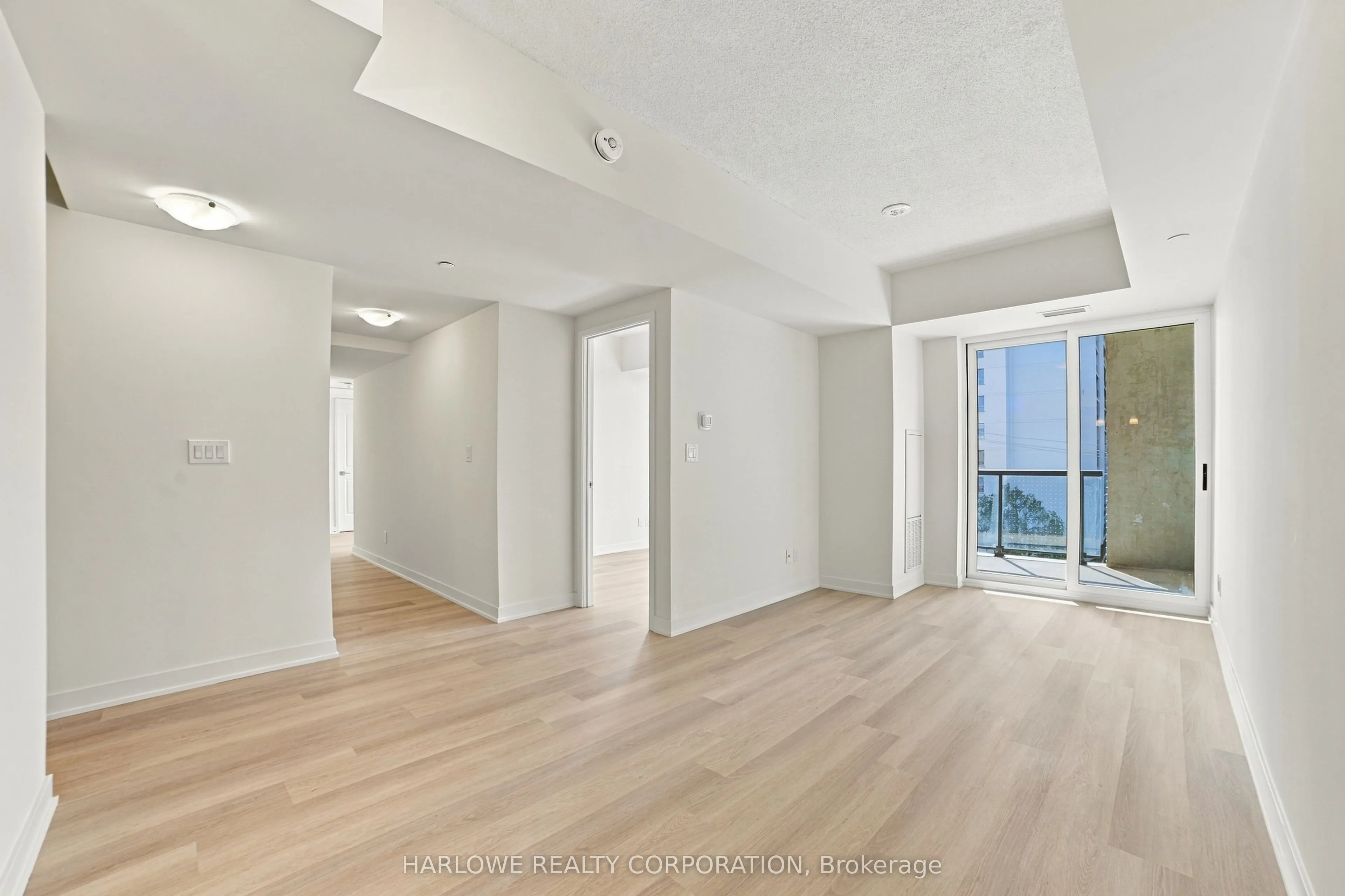 2825 Jane Street #405