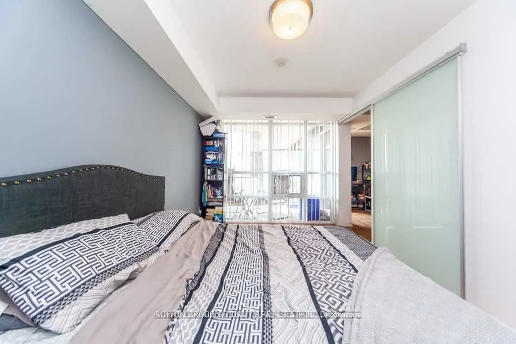 38 Joe Shuster Way #610