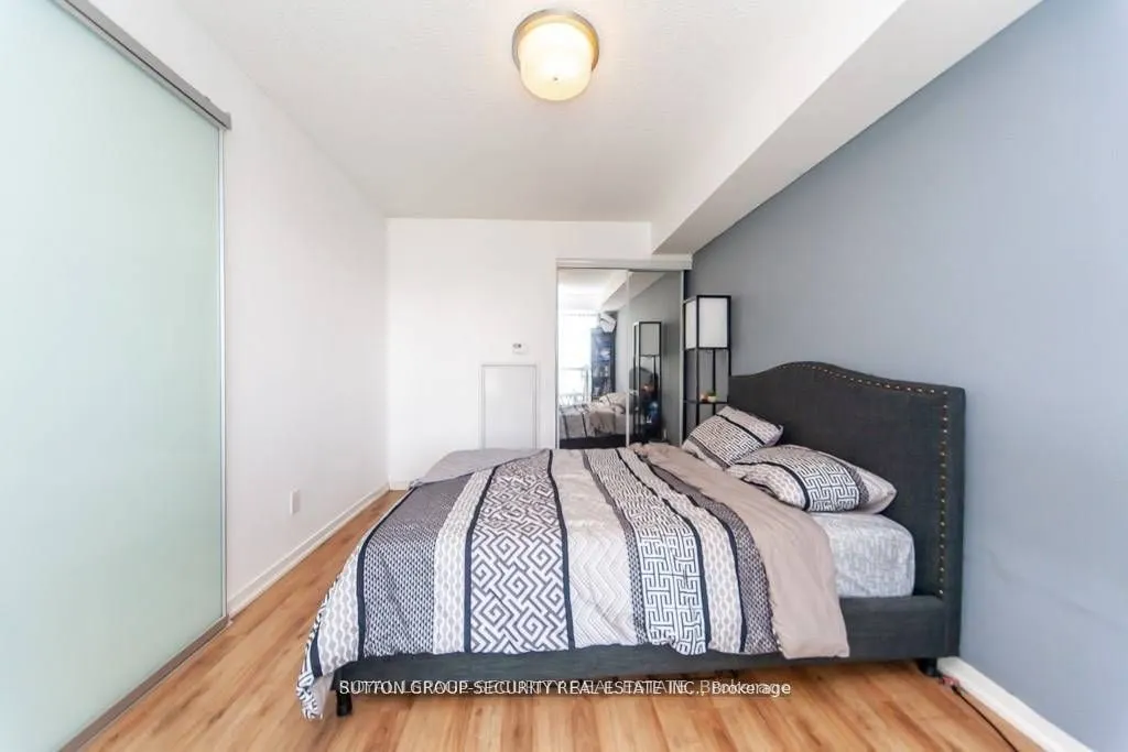 38 Joe Shuster Way #610