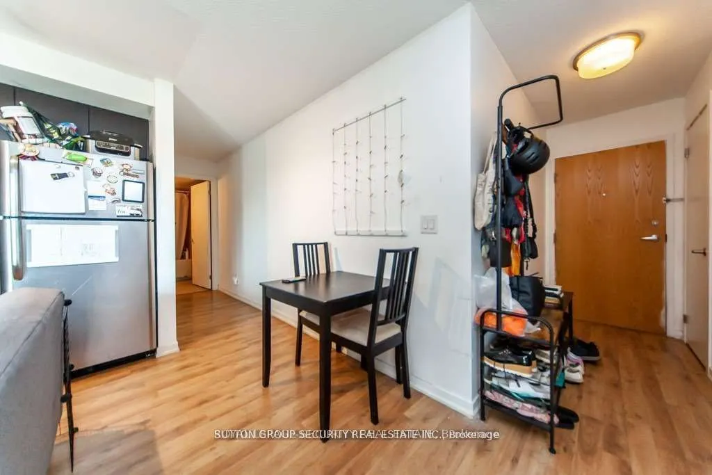 38 Joe Shuster Way #610