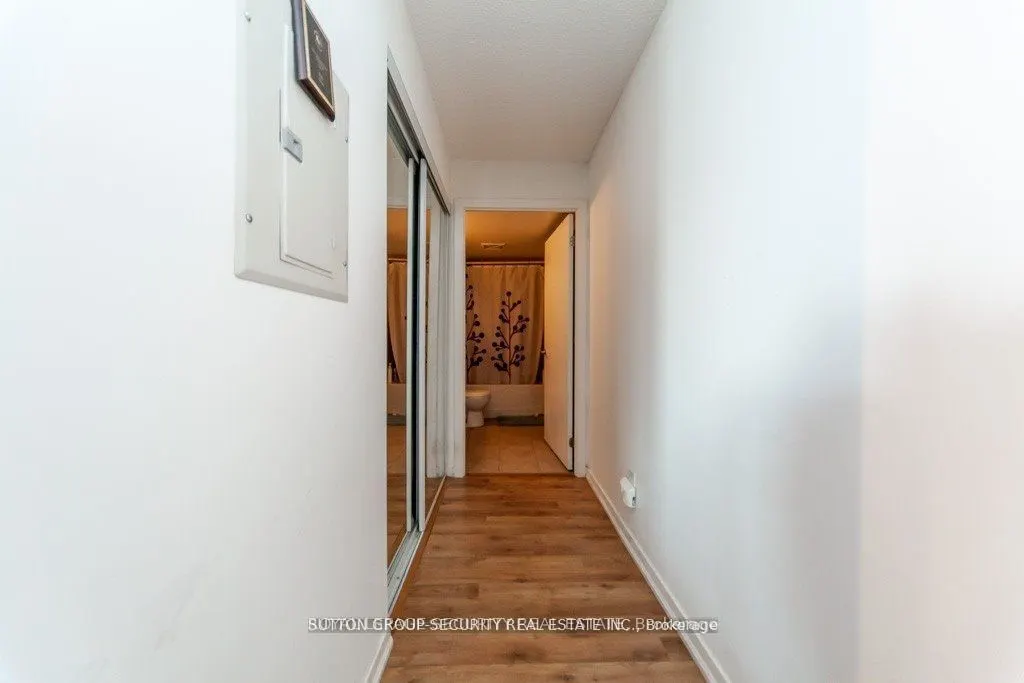 38 Joe Shuster Way #610