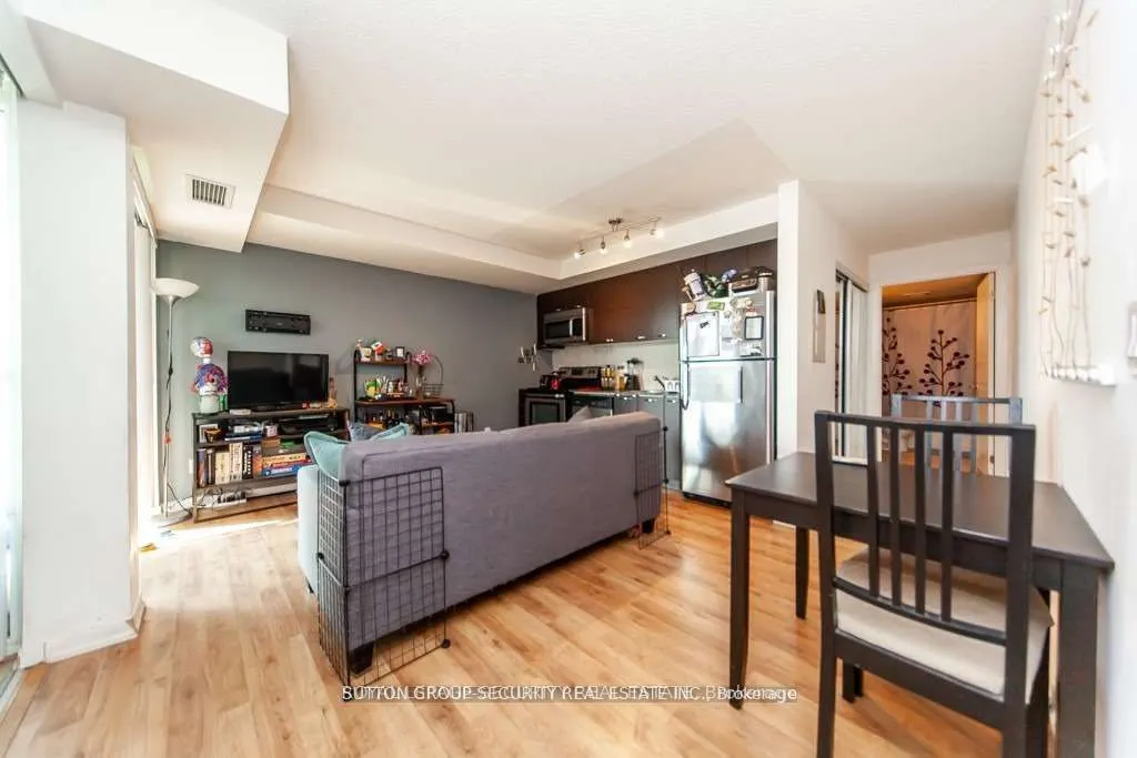 38 Joe Shuster Way #610