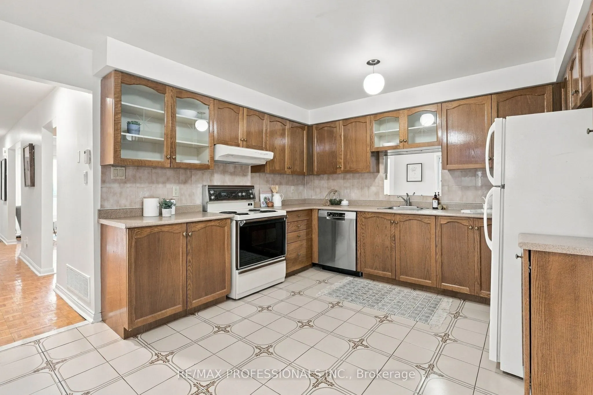 289 F Bartlett Avenue