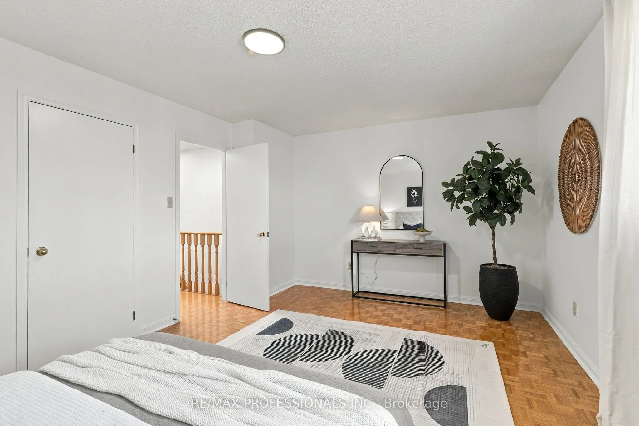 289 F Bartlett Avenue