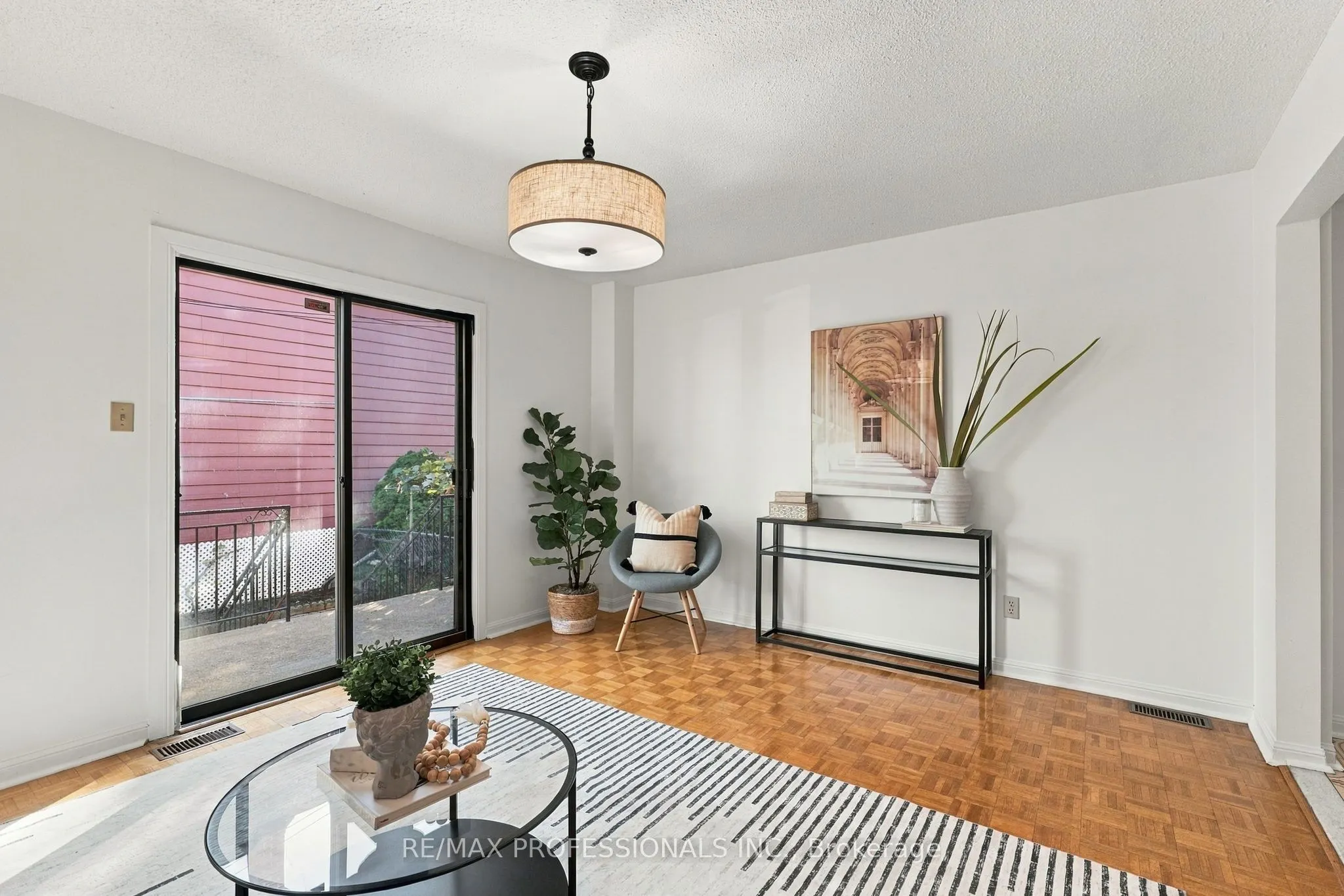 289 F Bartlett Avenue