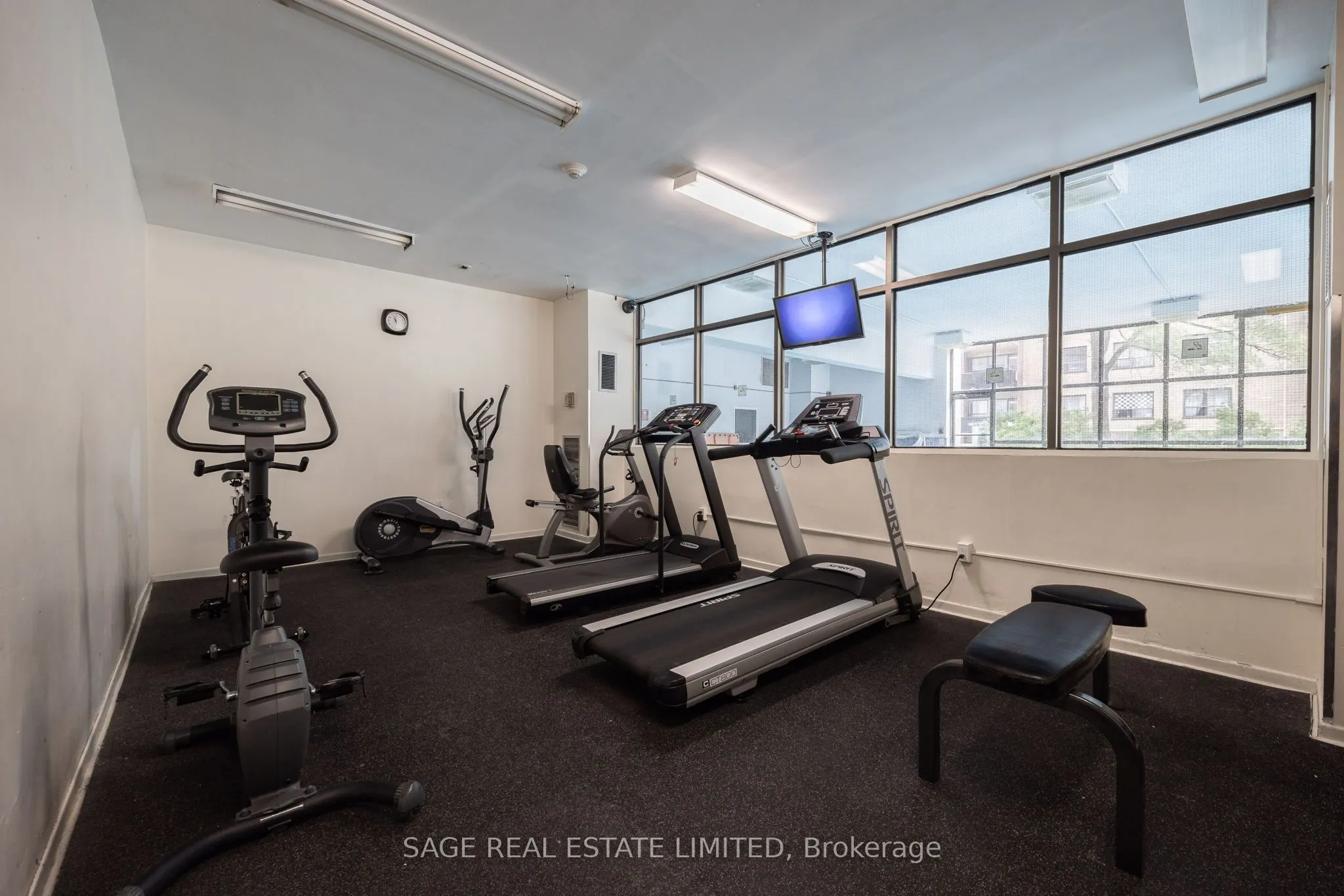135 Marlee Avenue #1904