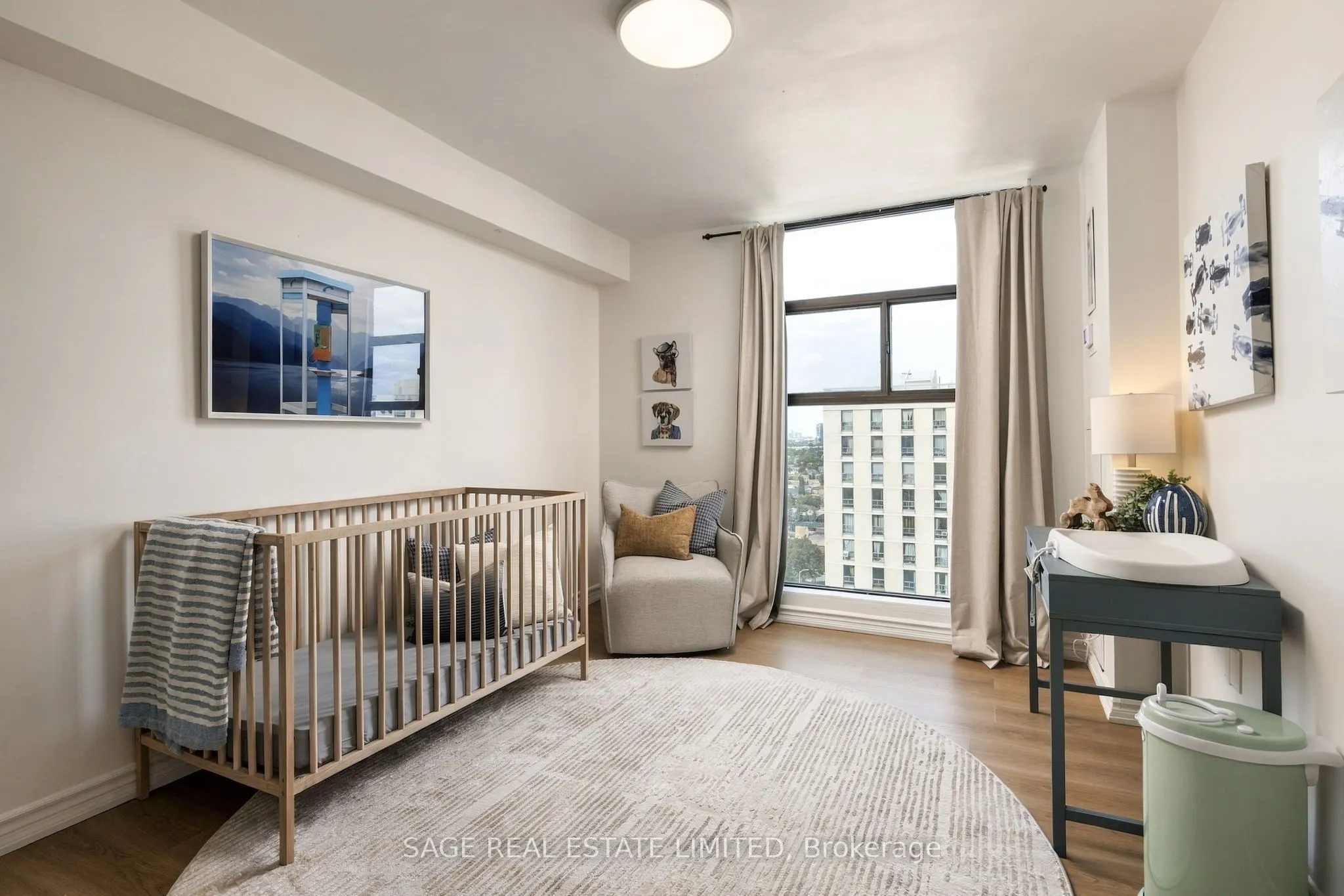 135 Marlee Avenue #1904