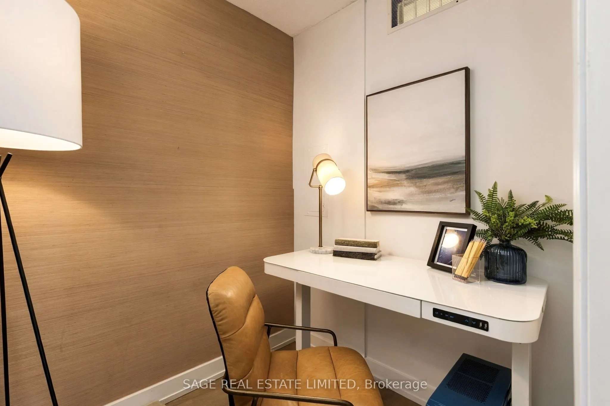 135 Marlee Avenue #1904