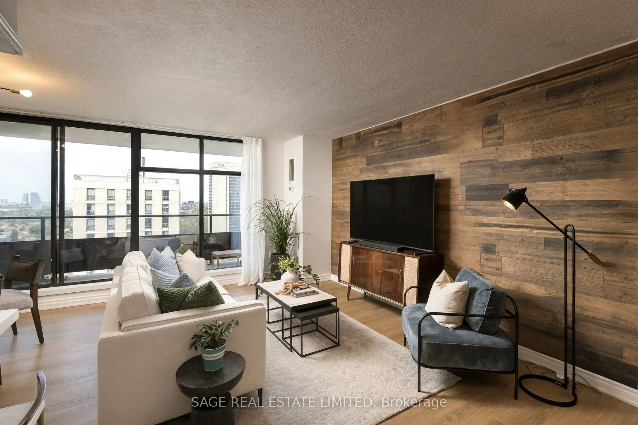 135 Marlee Avenue #1904