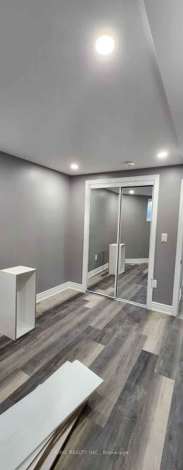74 Wooliston Crescent #Basement
