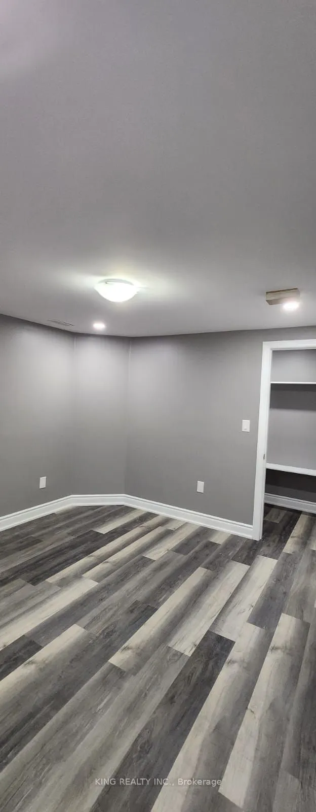 74 Wooliston Crescent #Basement