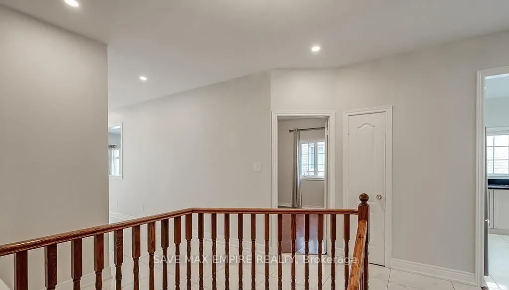 2596 North Ridge Trail