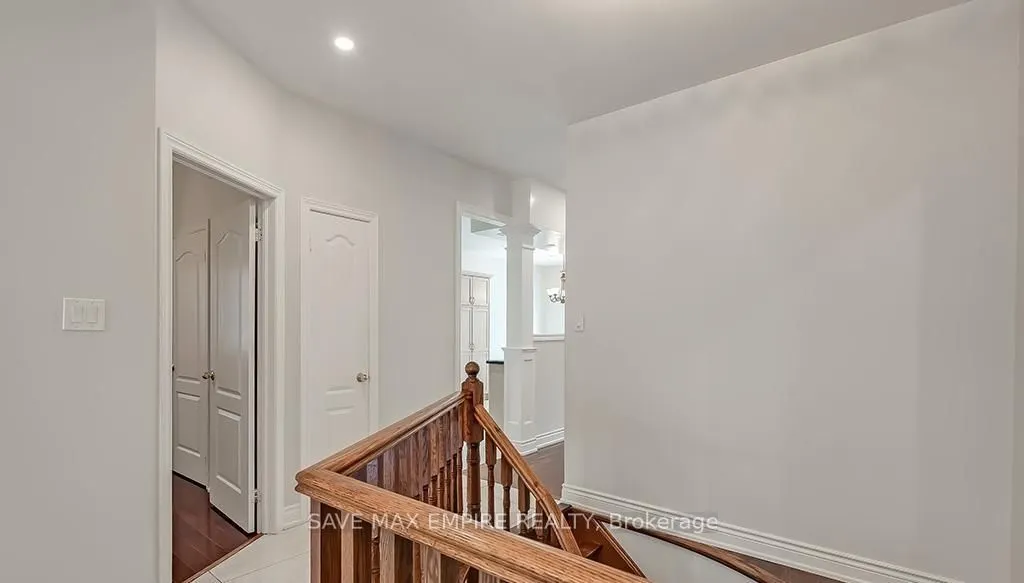 2596 North Ridge Trail